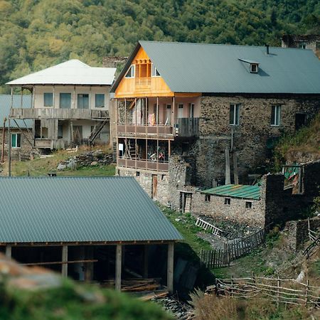 Vichnashi Hotel Mestia Kültér fotó